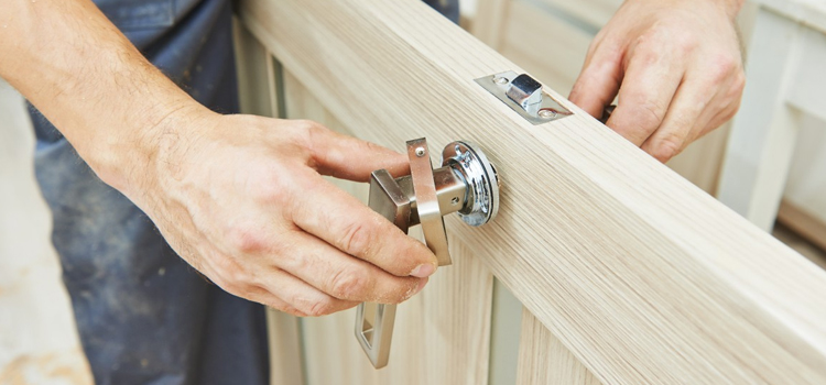 interior door repair Rio del Mar